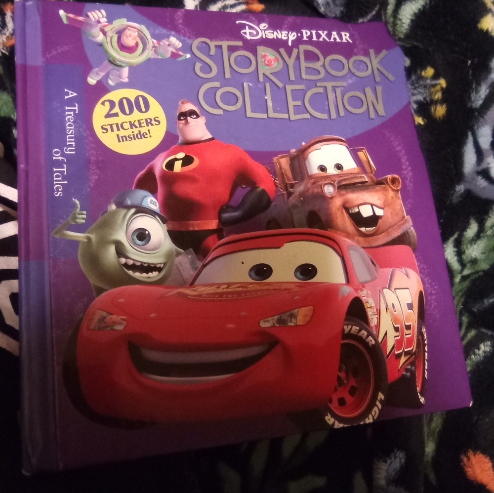Disney Pixar story book 📖📚 collection